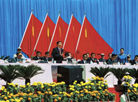 朱镕基同志在中铁四局青藏铁路工地参加开工典礼